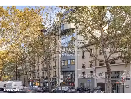 bureau 73 m²