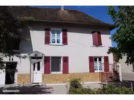 maison 3 pièces 85 m²