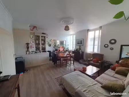 immeuble 181 m² auch