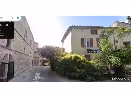 maison de village avec restaurant et cave voutée
