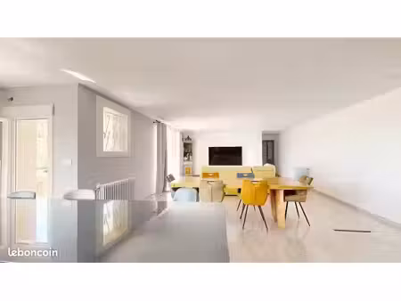 mas 160m² habitables - 440m² surface totale
