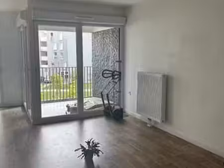 location appartement 2 pièces à caen (14000) : à louer 2 pièces / 48m² caen
