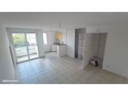 appartement t2 43m2 à fonsorbes à 105 000