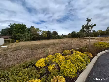 terrain a vendre villeneuve les bouloc