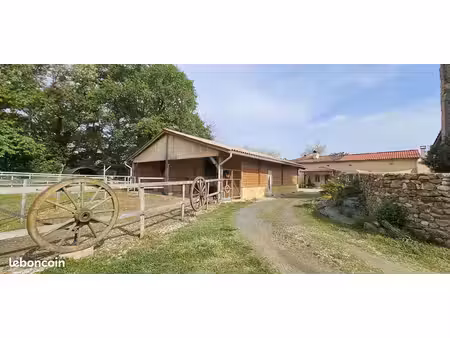 propriété 5 pièces 120 m²