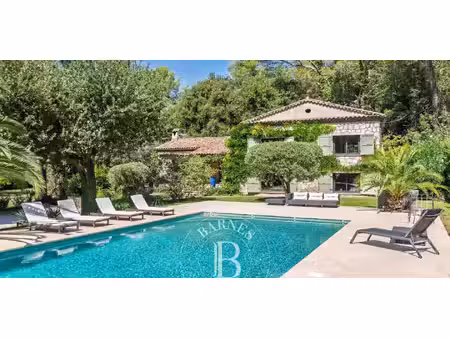 villa avec piscine roquefort-les-pins (06)