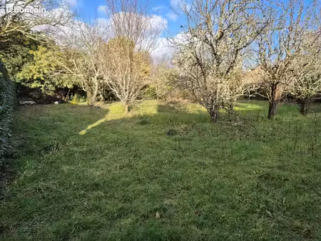 terrain 670 m² severac