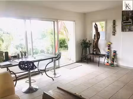 propriété 5 pièces 125 m²