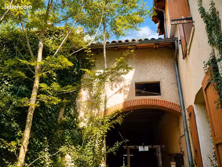 brioude centre rare ensemble immobilier à fort potentiel