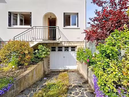 pavillon 6 pièces 108 m²
