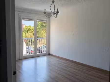 particulier vend appartement 56m2