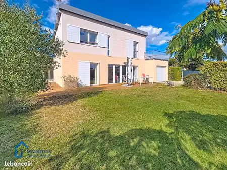 maison 7 pièces 130 m²