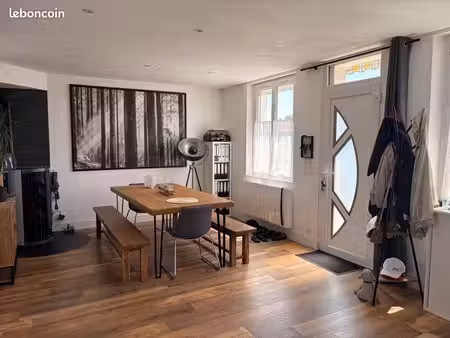 maison individuelle rénovée - fort potentiel d'agrandissement - muides-sur-loire