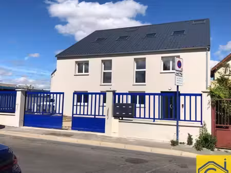 local commercial 61 m²