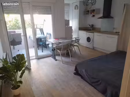 studio meublé 26.36m²+loggia 4m²
