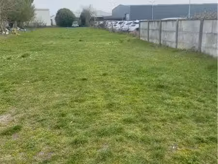 terrain industriel 996m2