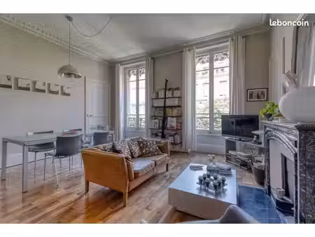 appartement 3 pièces 94 m²