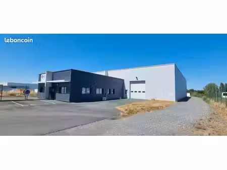 entrepôt 1347 m² doue en anjou