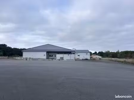 petit site industriel à vendre