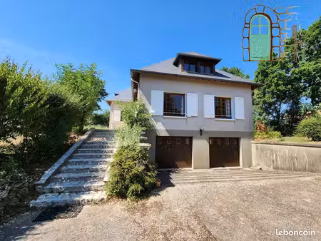 villa 7 pièces 190 m²