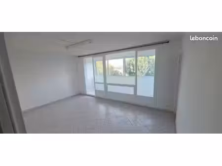appartement t4 lumineux de 82 m²
