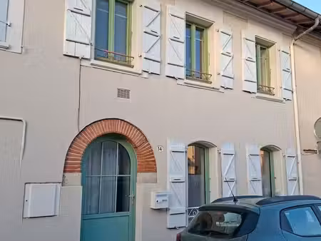 maison 118 m2  3 chambres avec jardin  centre village portet-sur-garonne