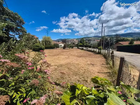 beau terrain  760m²  impasse  vu sur pilat