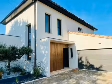 maison 6 pièces 120 m²