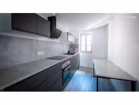 maison de ville atypique - 91 m²