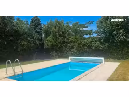 maison 5 pièces 140 m² 230 000