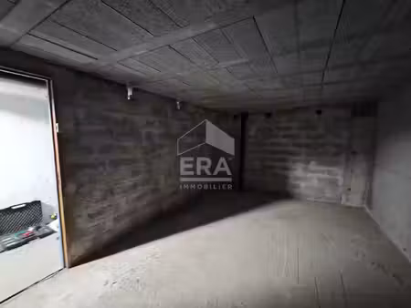 location local industriel 1 pièce 17 m² à vence (06140)