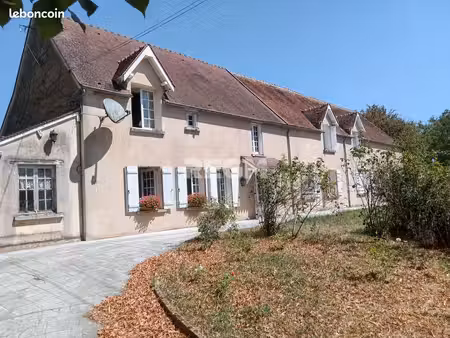 maison 8 pièces 250 m²