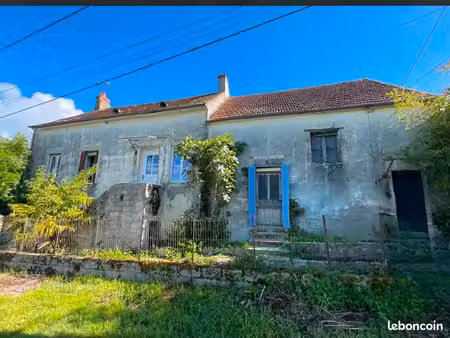 mason et corps de ferme