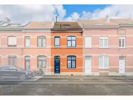 charmante maison avec jardin à ruisbroek