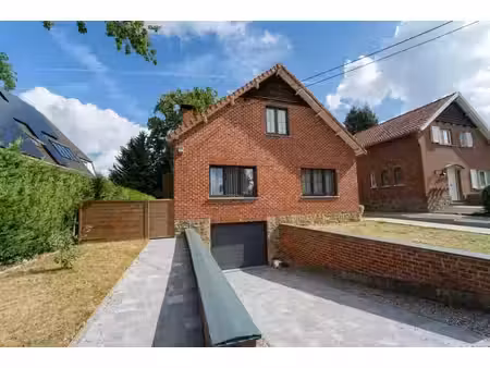 jolie villa idéalement située au calme