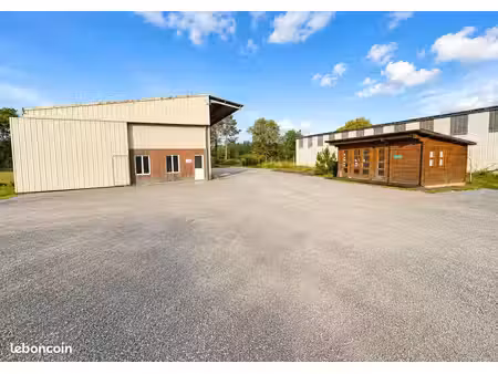 local d'activité / entrepôt 260m2 - sortie a63