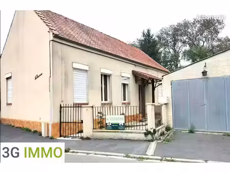 proximité maretz / longère à 44 000 semi plain pied / garage et jardin sur 805 m²
