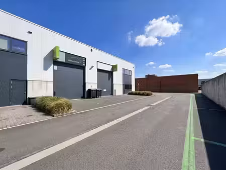 unité pme moderne (210 m²) à louer à assent-park