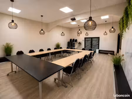 bureau 56 m² meublé et équipé – saint-marcellin