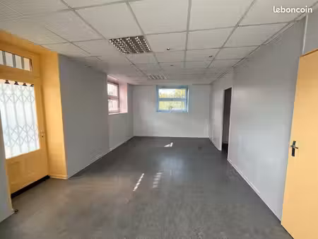 local commercial 35 m²