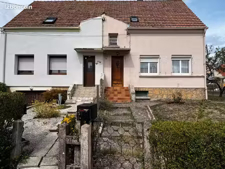 maison 80m carré avec jardin et dépendance