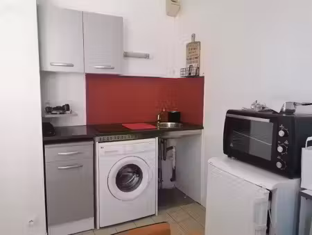 location meublée appartement 1 pièce 28 m² à poitiers (86000)  510 €