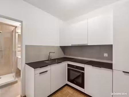 studio spacieux au coeur du 15ème