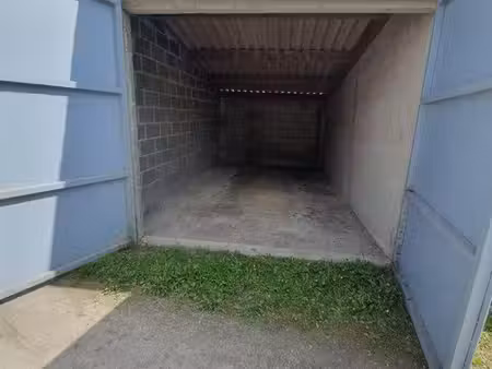 garage à louer