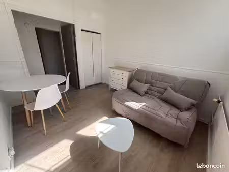 appartement 1 pièce 19 m²