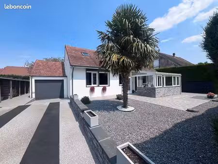 pavillon 6 pièces 130 m²