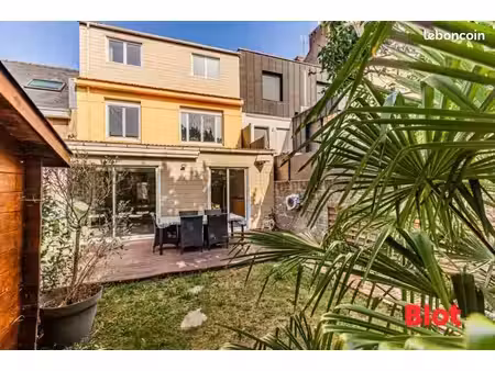 maison 7 pièces 148 m²