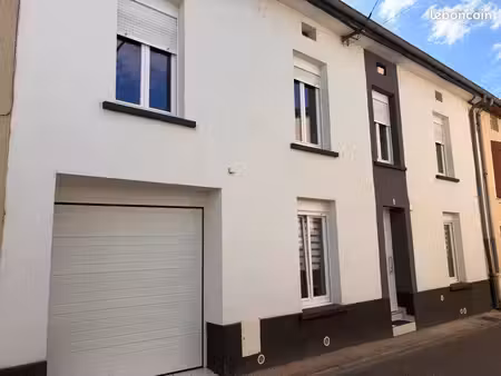 maison 8 pièces 210 m²