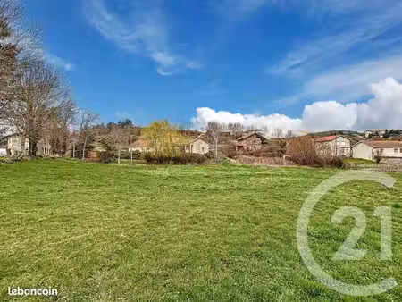 terrain 1 793 m² retournac
