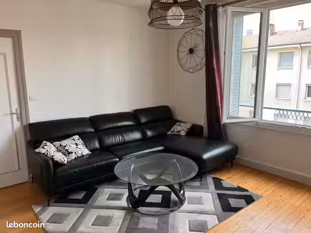 3 chambres a clermont centre  disponible maintenant
